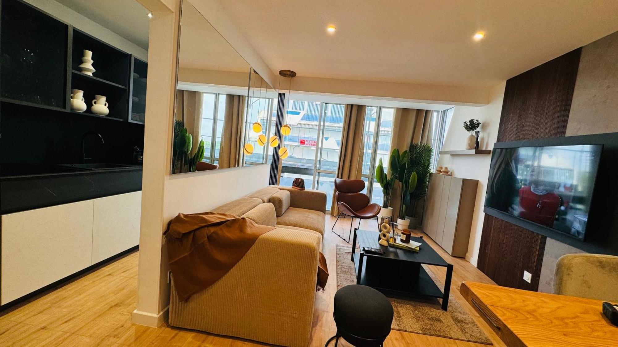 Appartement 50M De La Plage Et Toutes Commodites, Plein Centre Ville Et Silencieux La Grande Motte Bagian luar foto